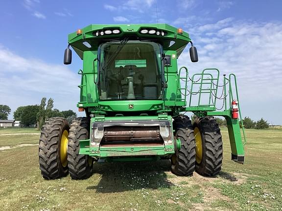 Image of John Deere S660 equipment image 1