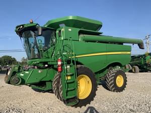 2012 John Deere S660 Image