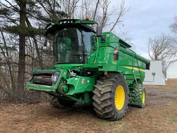 Main image John Deere S660