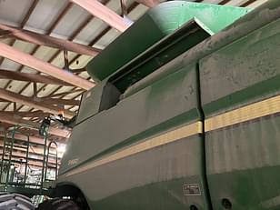 Main image John Deere S660 6