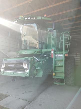 Image of John Deere S660 equipment image 1