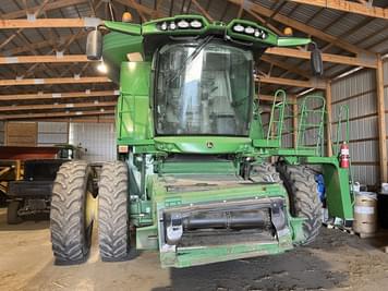Main image John Deere S660