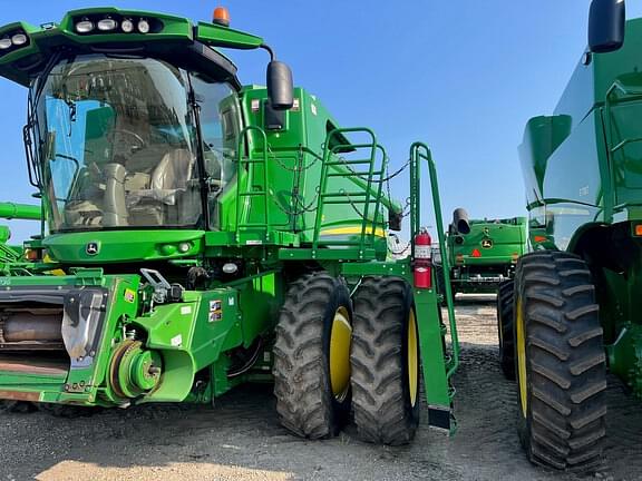 Image of John Deere S660 equipment image 3