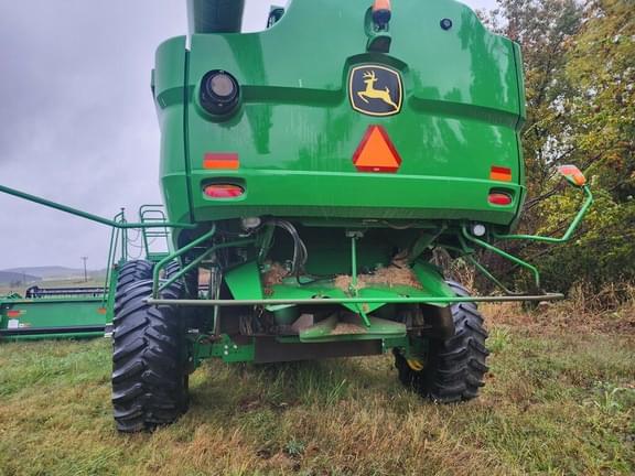 Image of John Deere S660 equipment image 2