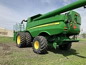 Thumbnail image John Deere S660 3