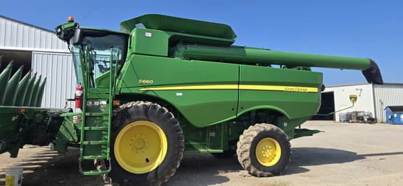 Image of John Deere S660 Primary image
