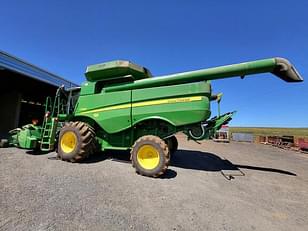 Main image John Deere S660 4