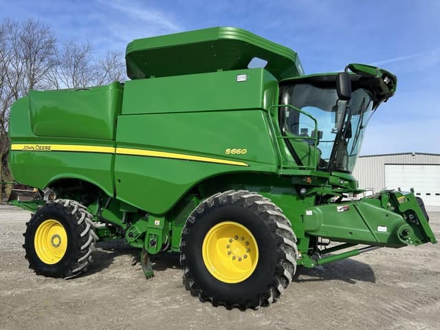 Image of John Deere S660 equipment image 1