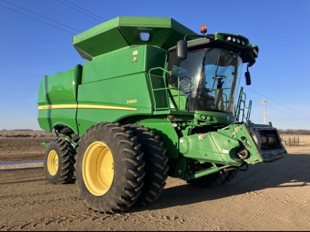 2012 John Deere S660 Equipment Image0