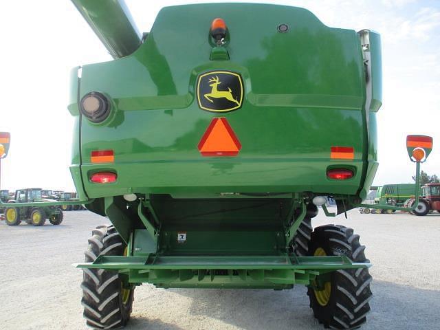 Main image John Deere S660 8