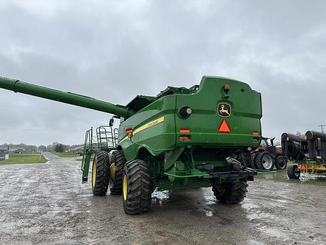 Image of John Deere S660 equipment image 2