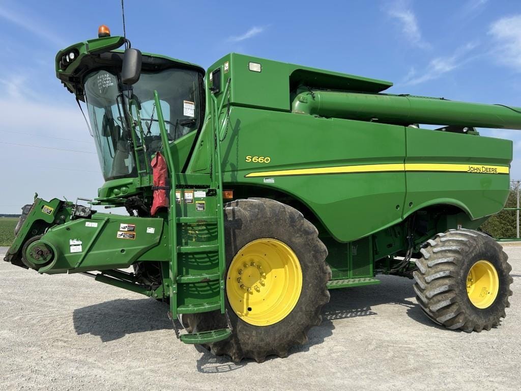 2012 John Deere S660 Equipment Image0