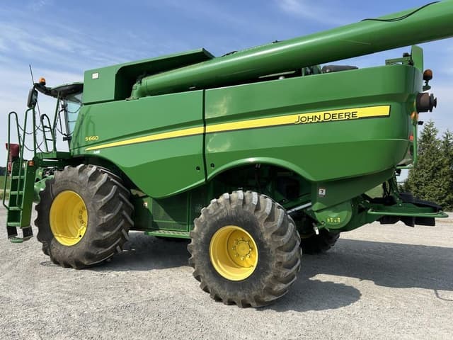 Image of John Deere S660 equipment image 4