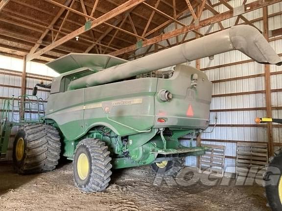 Main image John Deere S660 4