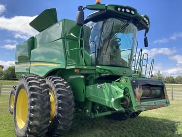 Main image John Deere S660