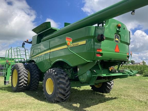 Main image John Deere S660 5