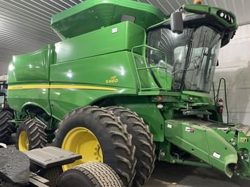 Main image John Deere S660