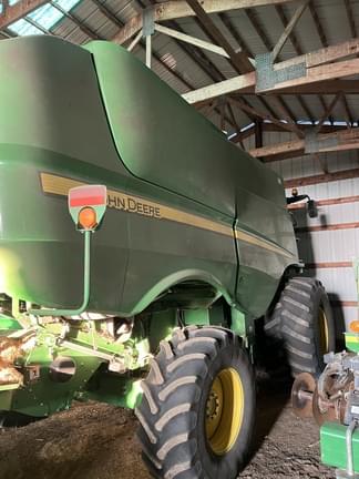 Image of John Deere S660 Primary image