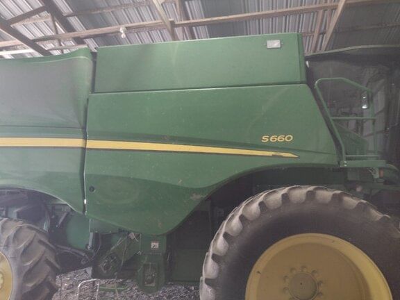 Main image John Deere S660