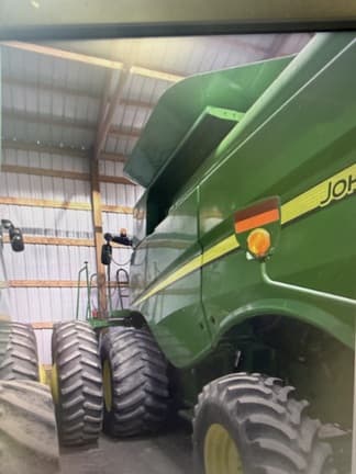 Main image John Deere S660
