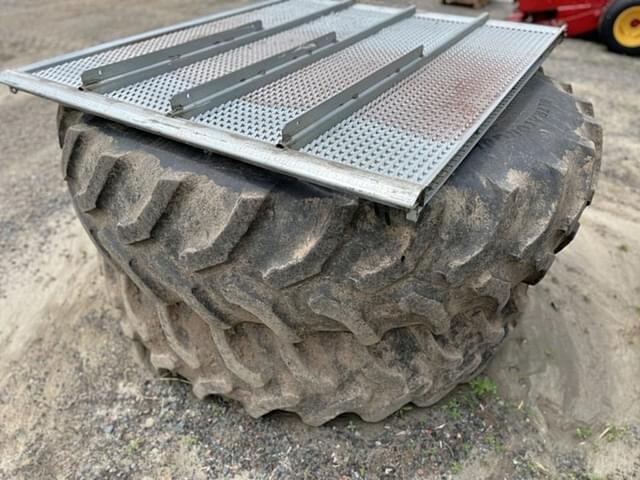Image of John Deere S660 equipment image 3