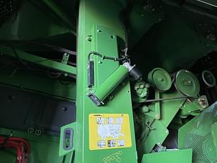 Main image John Deere S660 16