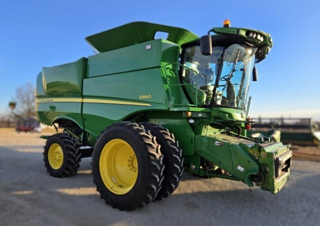 Image of John Deere S660 Primary image