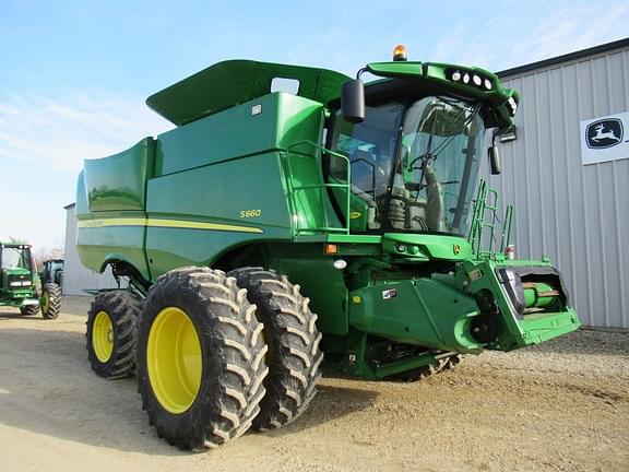 Image of John Deere S660 equipment image 1