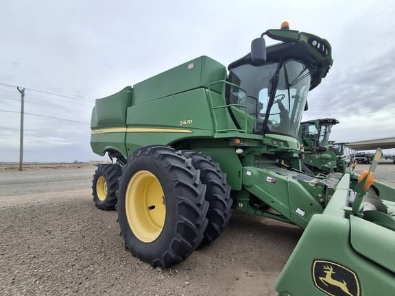 Image of John Deere S670 Primary image