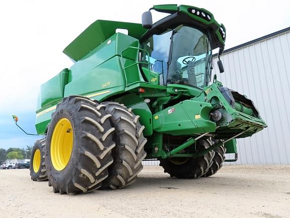 Image of John Deere S670 equipment image 3