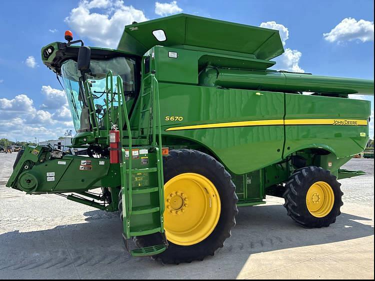 Image of John Deere S670 Primary image