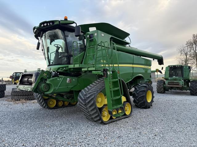Image of John Deere S670 equipment image 2