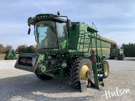 Image of John Deere S670 equipment image 3