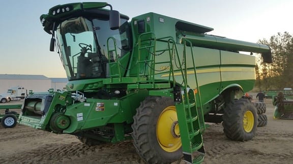 Main image John Deere S670