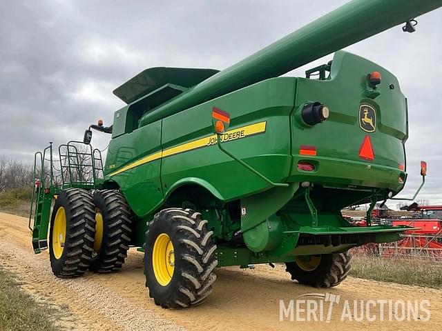 Image of John Deere S670 equipment image 2