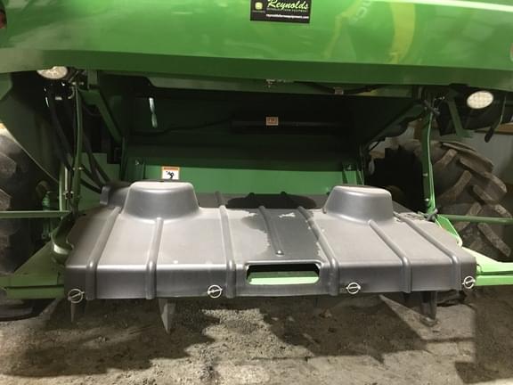 Image of John Deere S670 equipment image 3