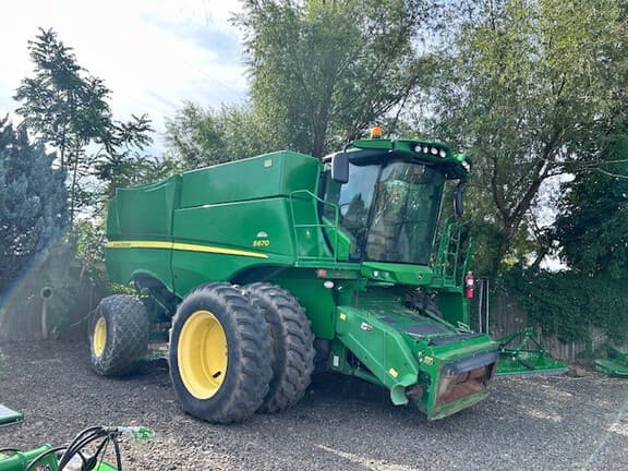 Image of John Deere S670 equipment image 3
