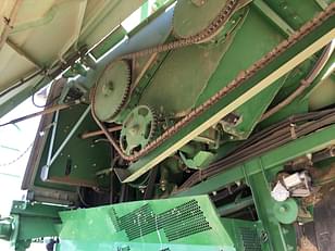 Main image John Deere S670 8