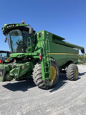 2012 John Deere S670 Image