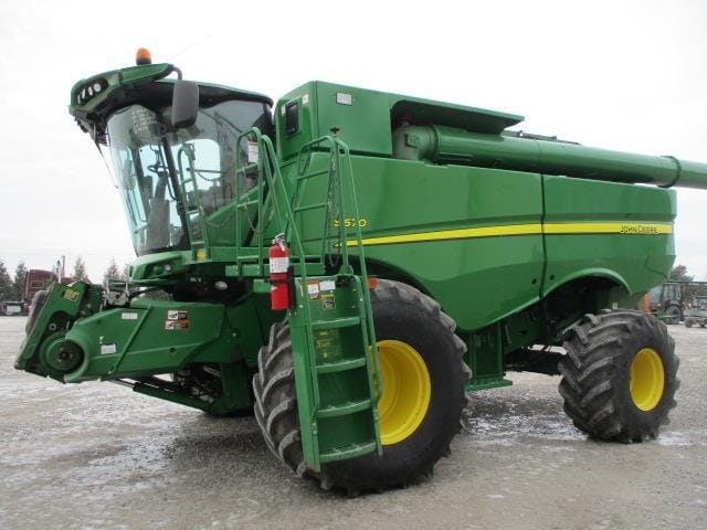 Main image John Deere S670