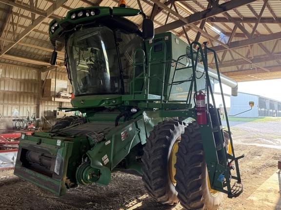 Image of John Deere S670 equipment image 2