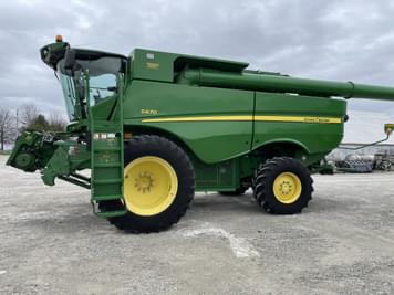 Main image John Deere S670