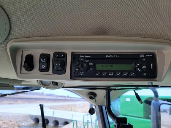 Main image John Deere S670 21