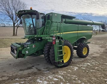 Main image John Deere S670