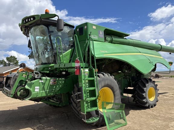Image of John Deere S670 Primary image