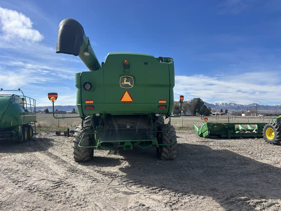Image of John Deere S670 equipment image 3