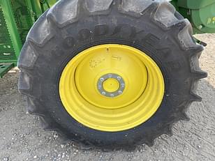 Main image John Deere S670 18