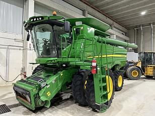 Main image John Deere S670 1