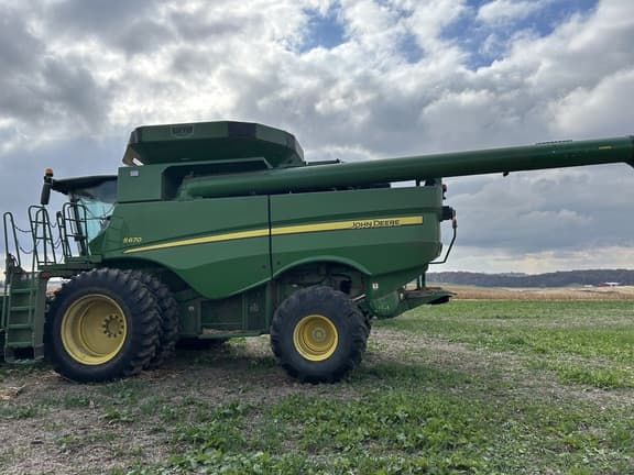 Image of John Deere S670 equipment image 3