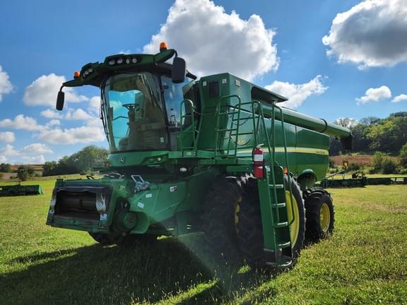 Image of John Deere S670 equipment image 3